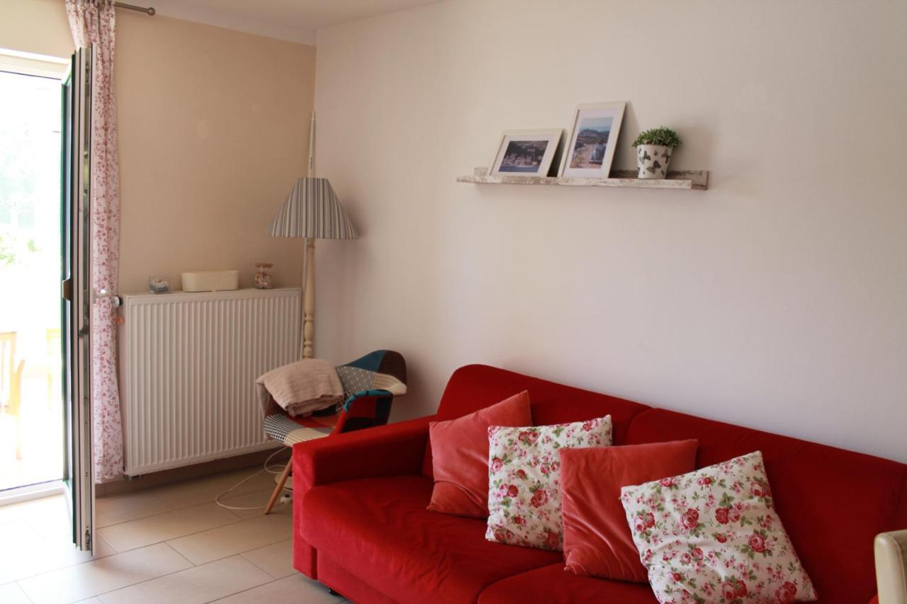 Apartmani Klaudija วาลุน ภายนอก รูปภาพ