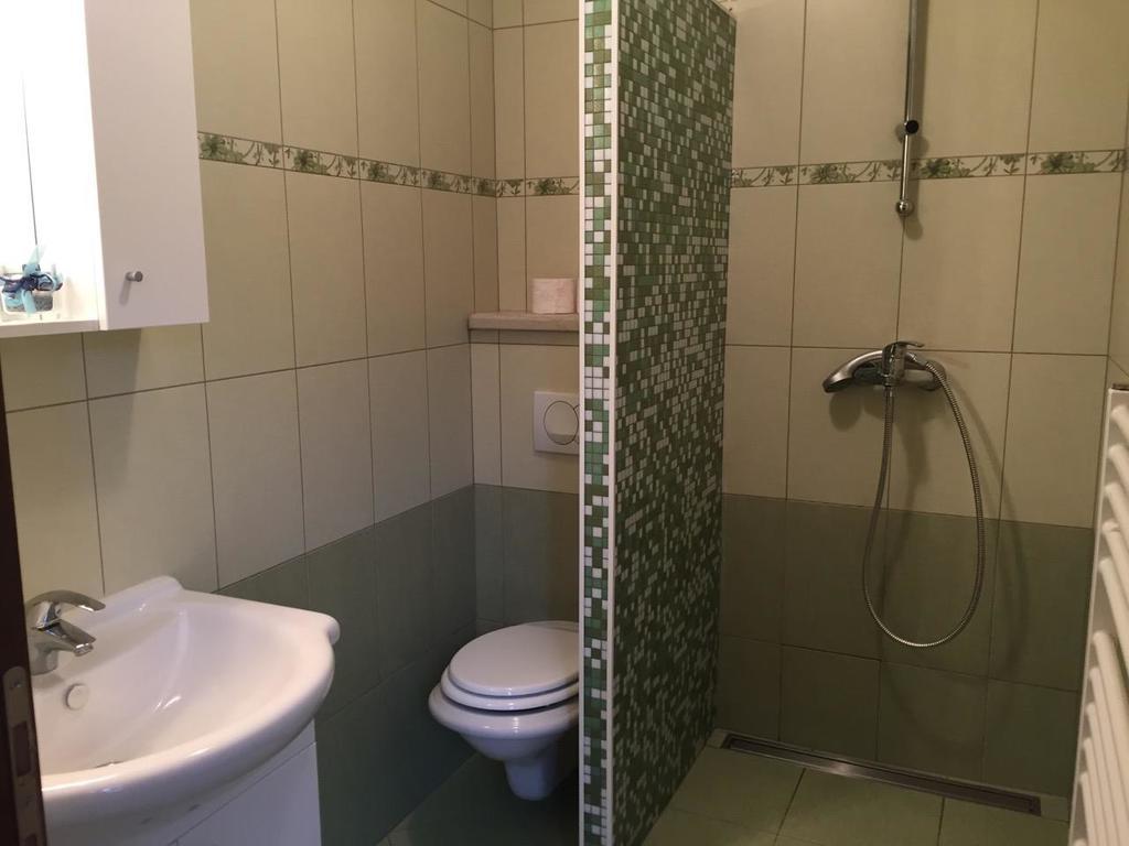Apartmani Klaudija วาลุน ภายนอก รูปภาพ